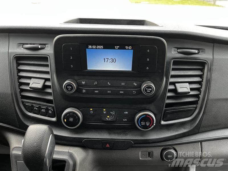 Ford Transit Transporterek