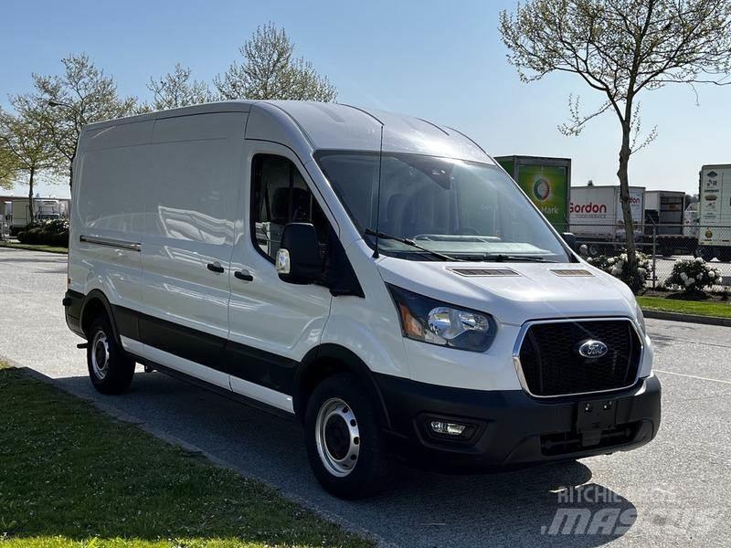 Ford Transit Transporterek