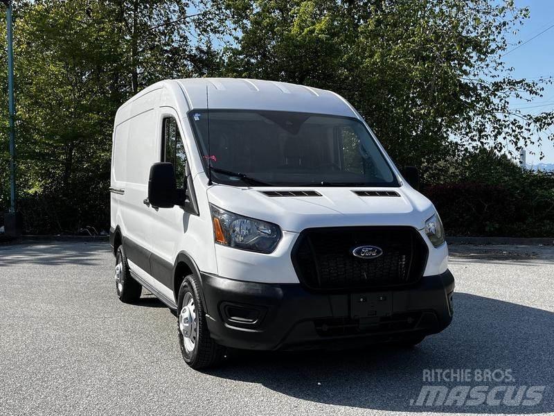 Ford Transit Transporterek