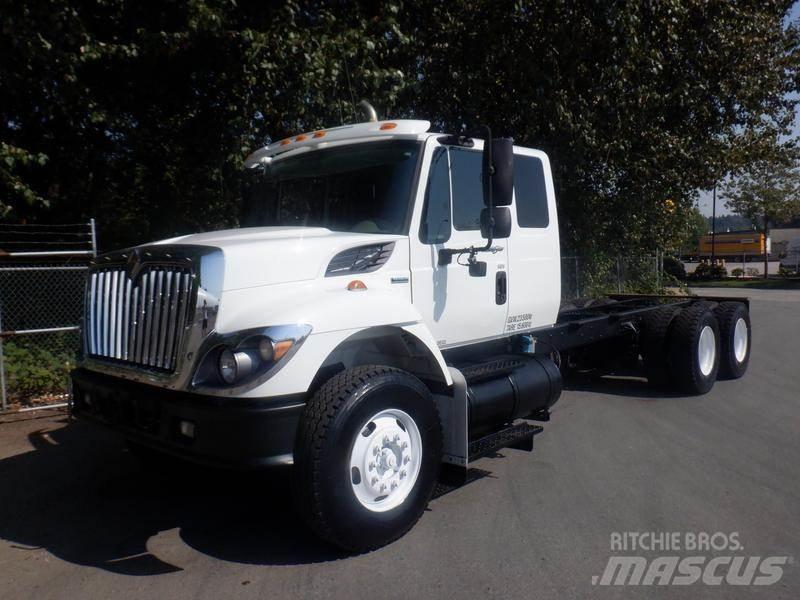 International 7400 Fülkés alváz