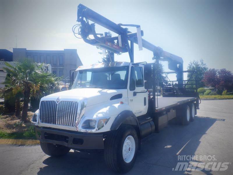 International 7500 Darus teherautók