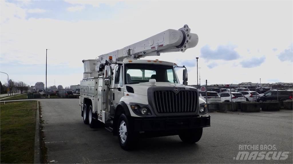 International 7500 Egyéb