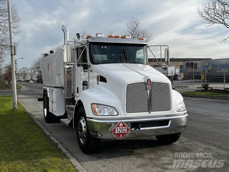 Kenworth T300 Tartályos teherautók