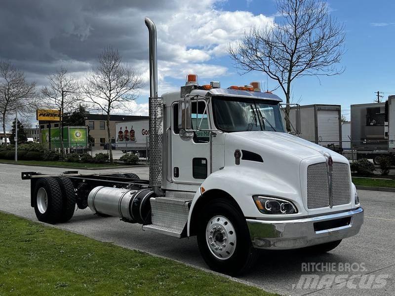 Kenworth T370 Fülkés alváz