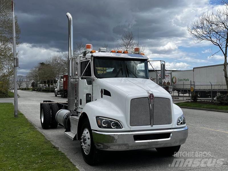 Kenworth T370 Fülkés alváz