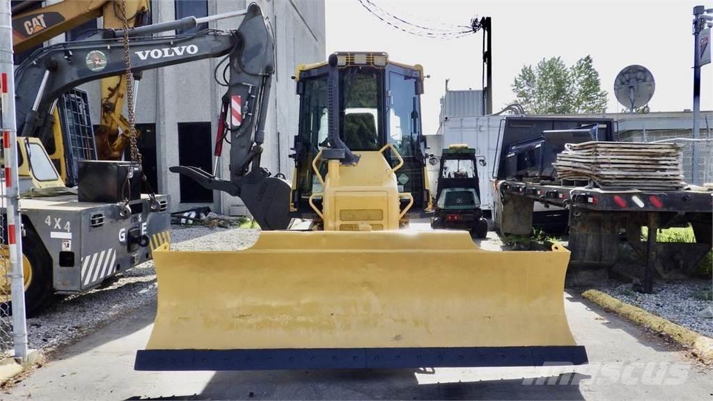 Komatsu D37PX-22 Lánctalpas kotrók