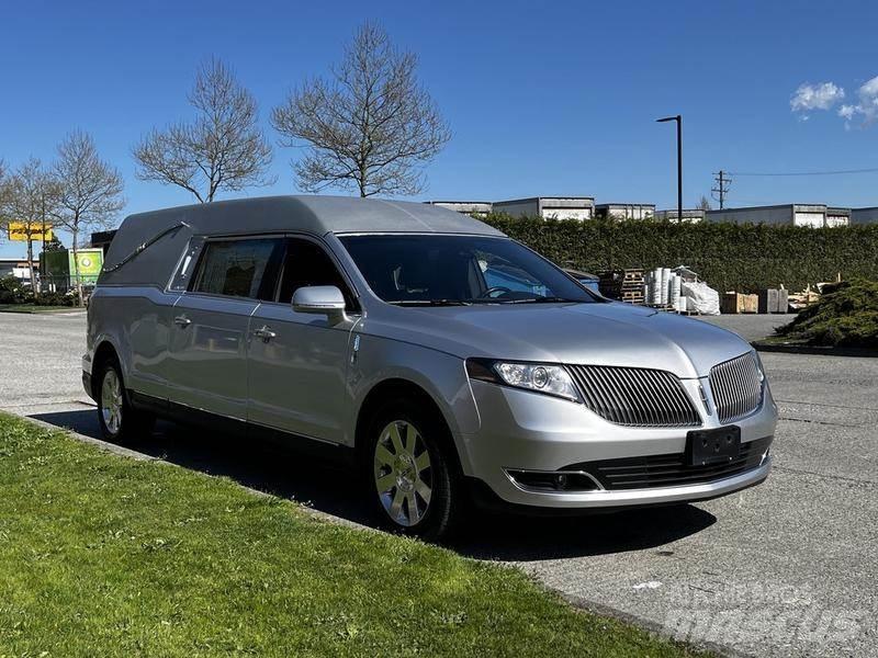 Lincoln MKT Kistehergépjárművek