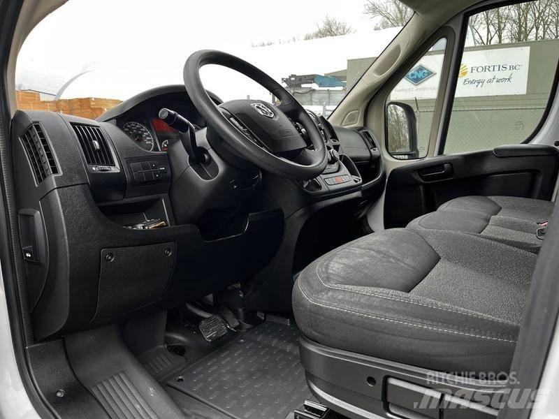 RAM Promaster Transporterek
