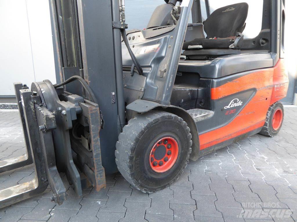 Linde E30-01 Elektromos targoncák