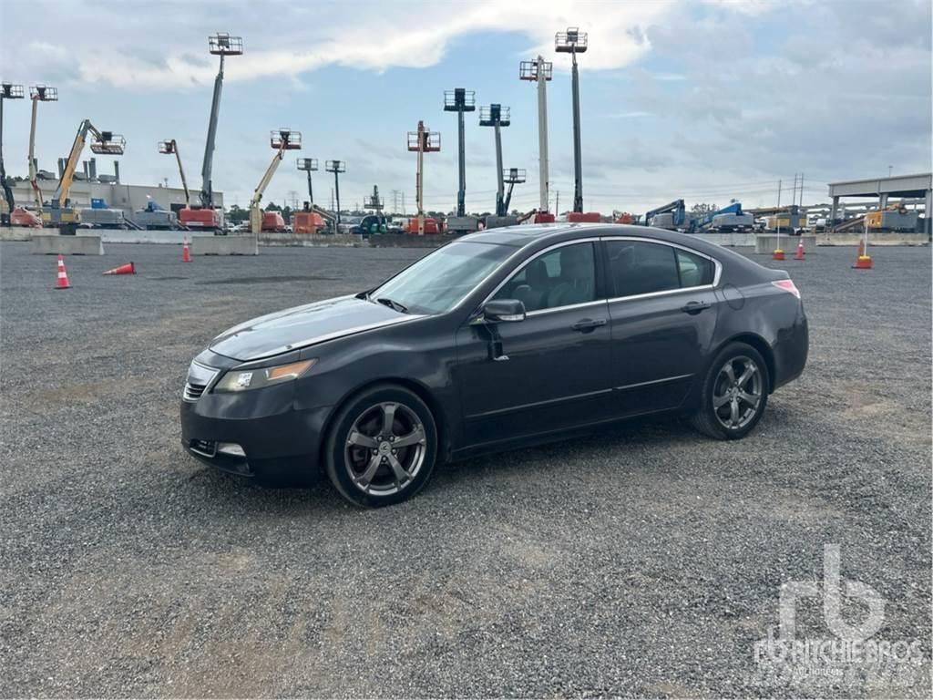 Acura TL Kistehergépjárművek