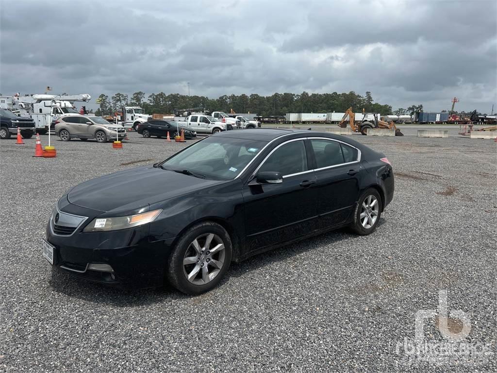 Acura TL Kistehergépjárművek