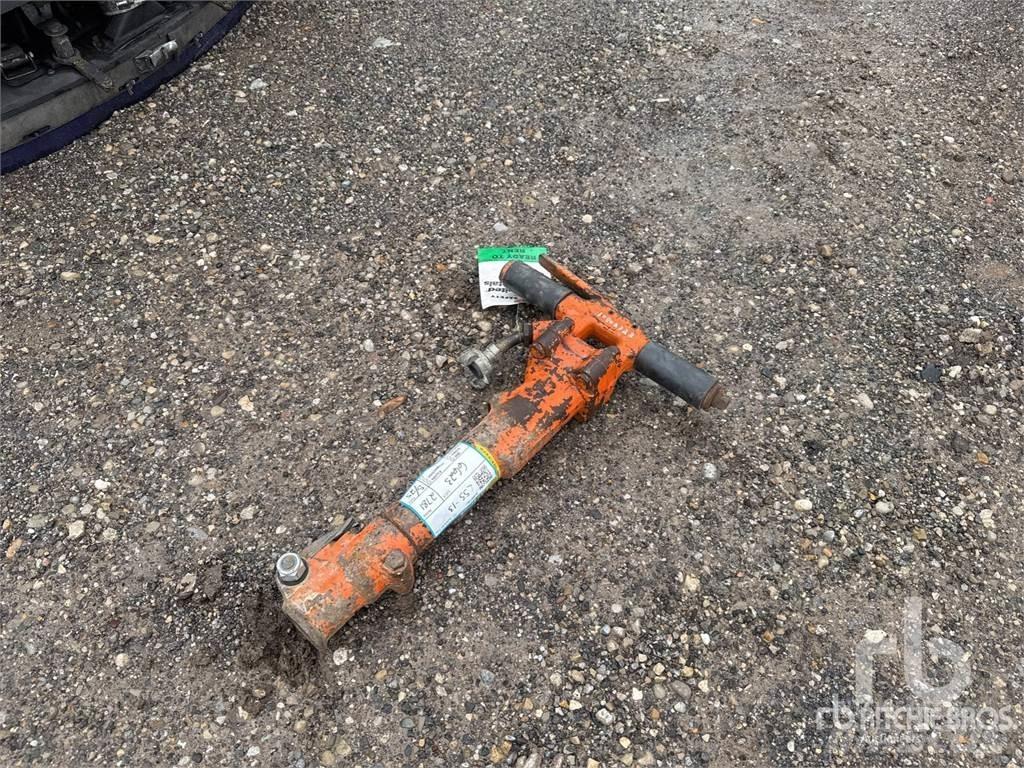  APT M117 Fejtőgépek