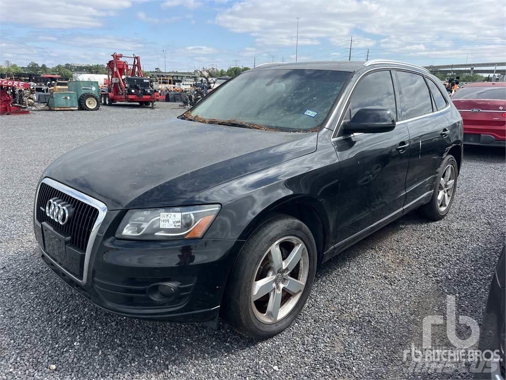Audi Q5 Kis teherszállító/Platós kocsi