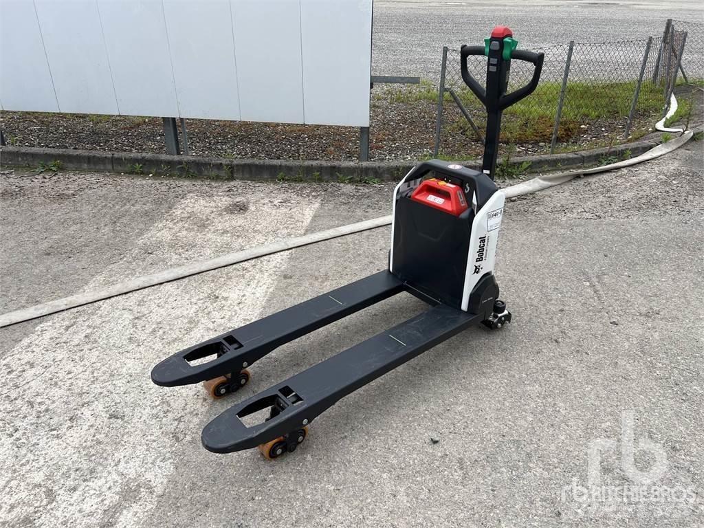 Bobcat LPM15N Raklap állványok