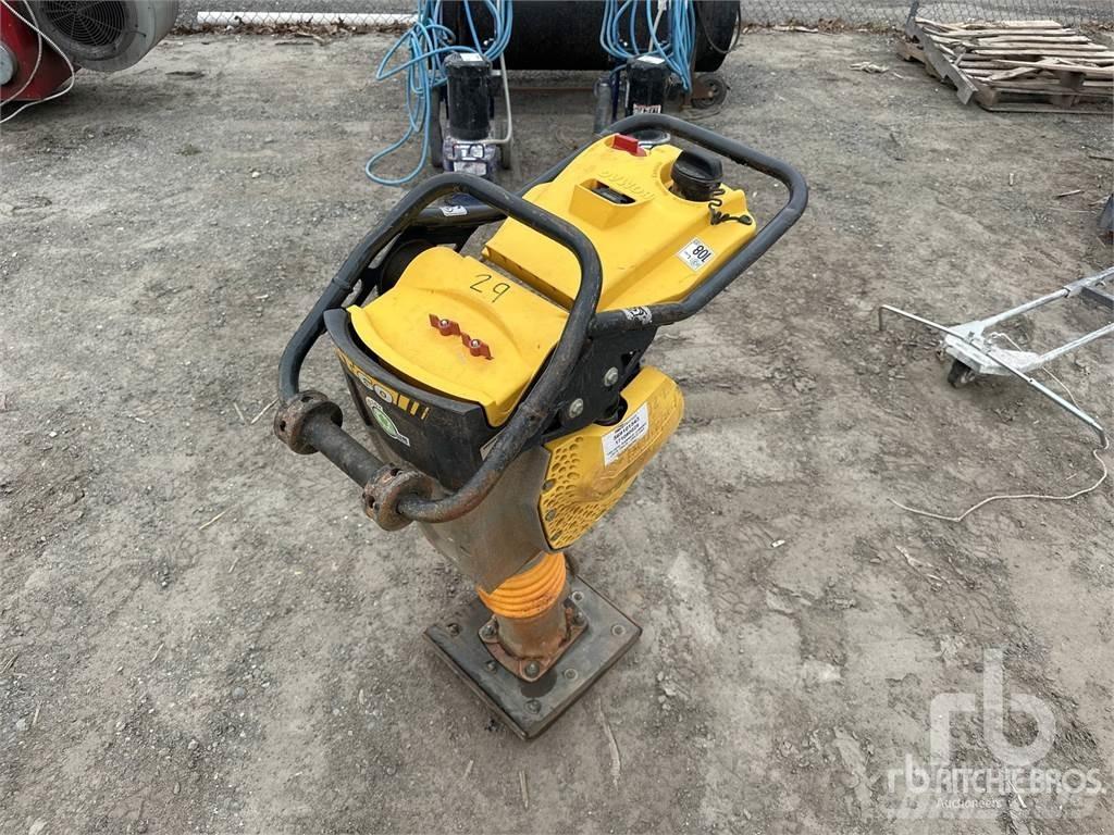 Bomag BT60 Vibrátorok