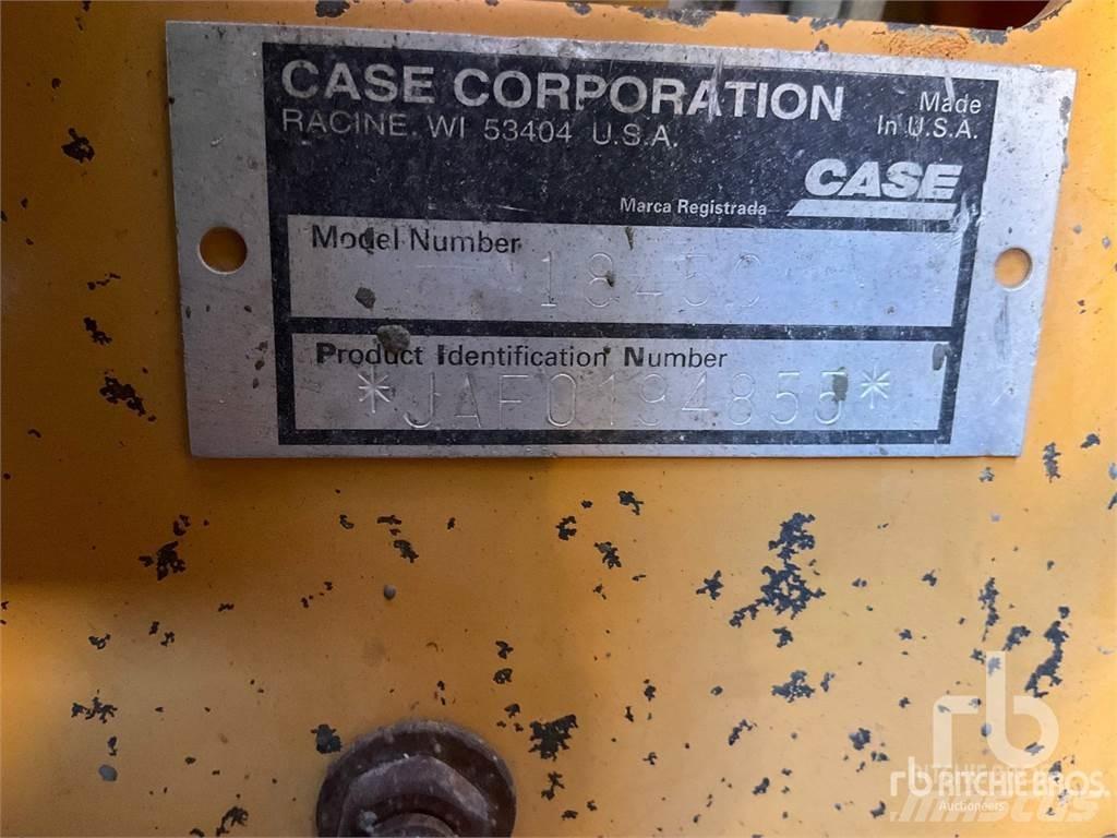 CASE 1845C Kompaktrakodók