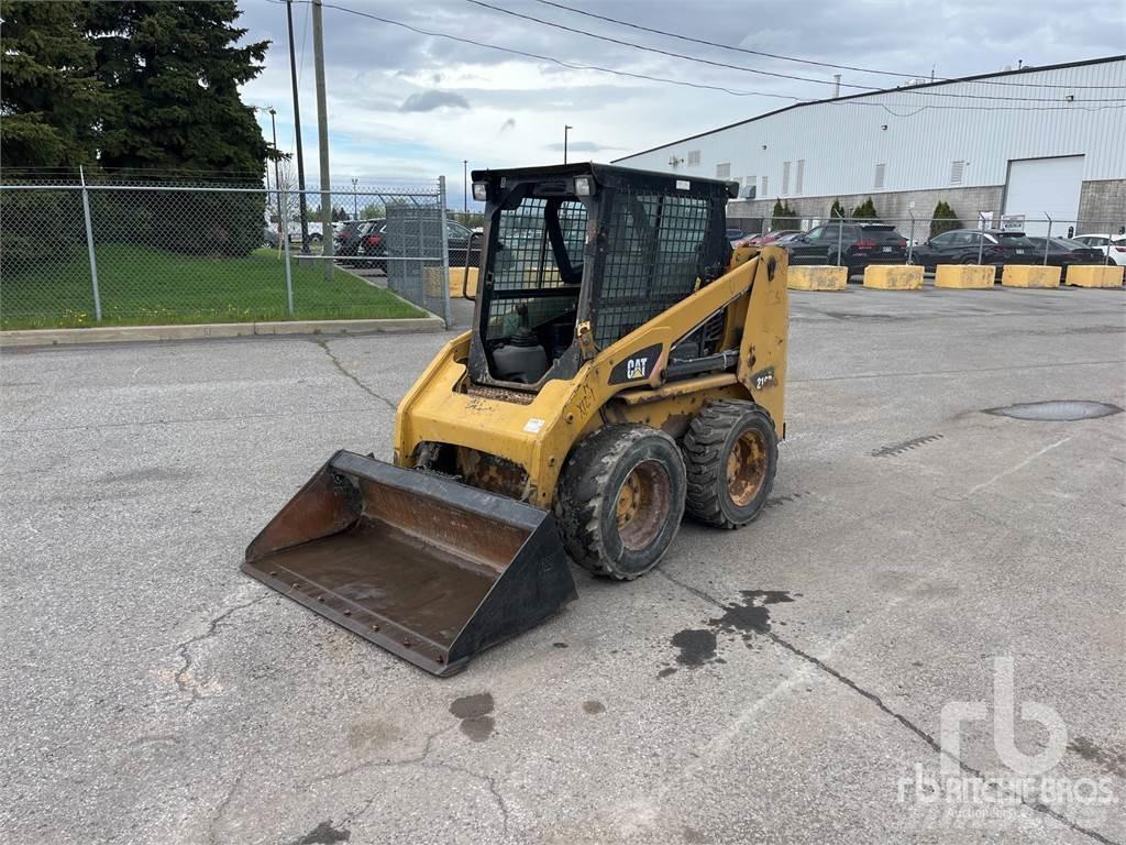 CAT 216B3 Kompaktrakodók