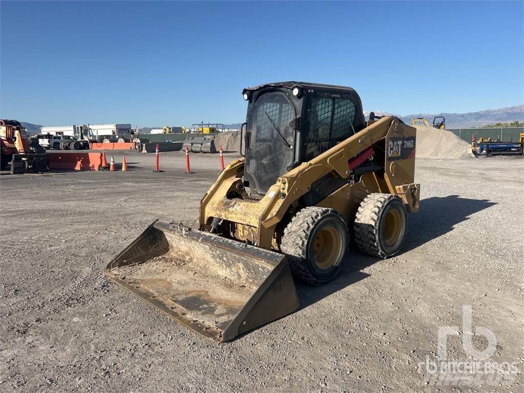 CAT 246D Kompaktrakodók