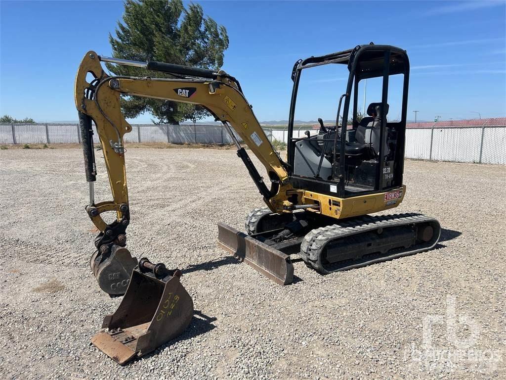 CAT 302.7DCR Mini kotrók < 7t