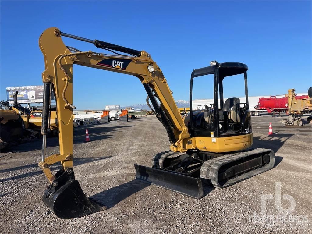 CAT 305 Mini kotrók < 7t