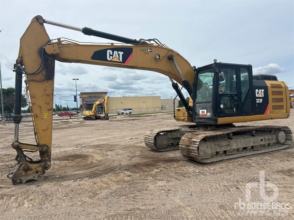 CAT 323F L Lánctalpas kotrók