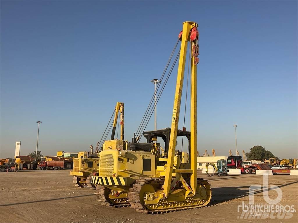 CAT 572E Csőfektető dózerek