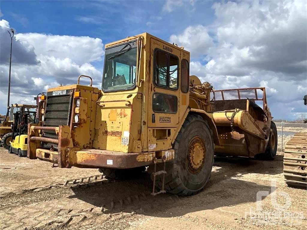 CAT 621F Földnyesők (szkréperek)