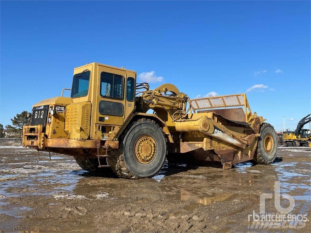 CAT 621G Földnyesők (szkréperek)