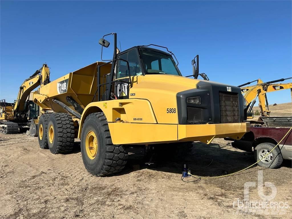 CAT 740B Csuklósdömperek