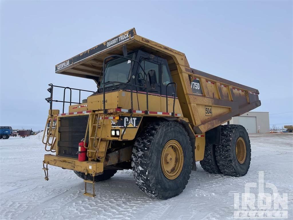 CAT 775D Nehézdömper