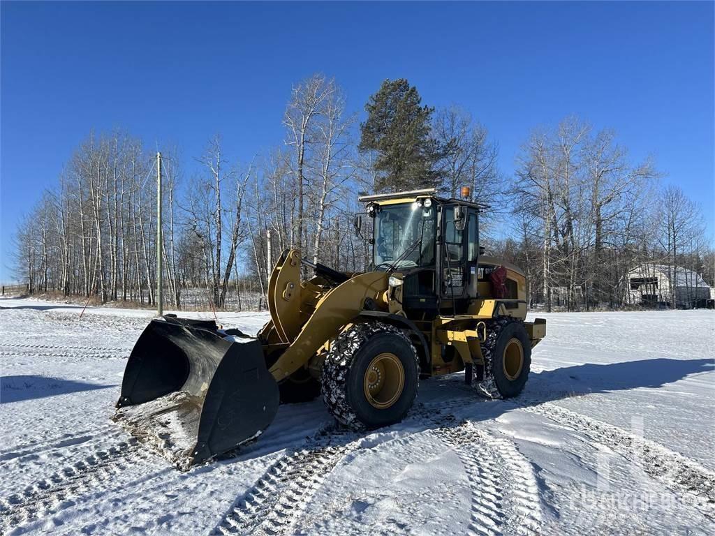 CAT 924K Gumikerekes homlokrakodók