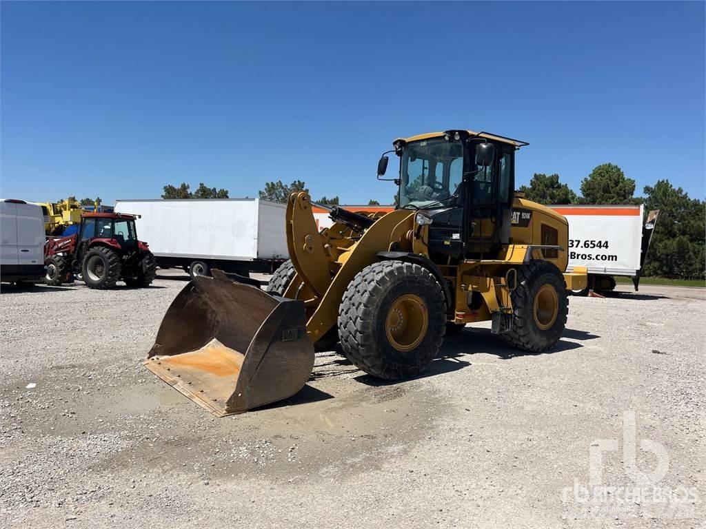 CAT 924K Gumikerekes homlokrakodók