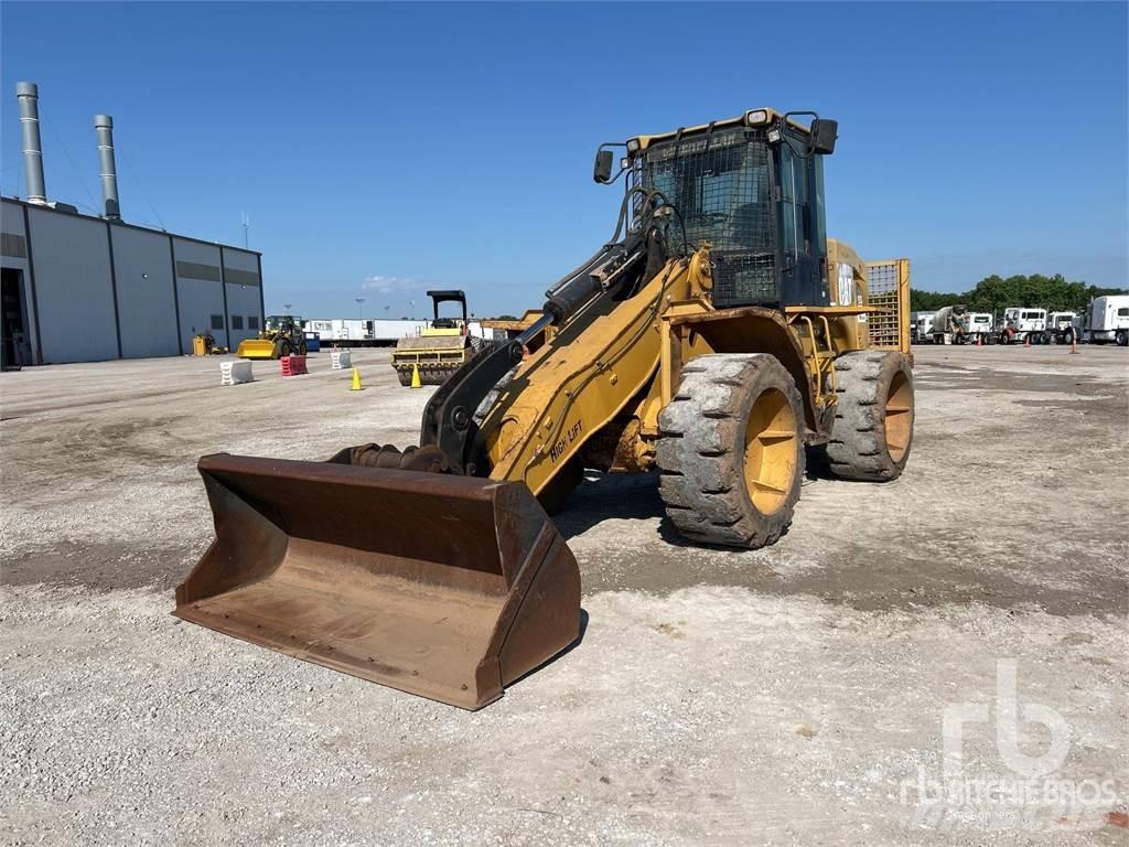 CAT 930G Gumikerekes homlokrakodók