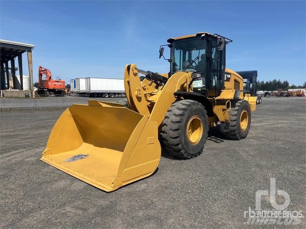 CAT 938M Gumikerekes homlokrakodók