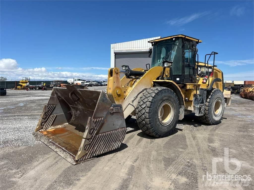 CAT 950 M Gumikerekes homlokrakodók