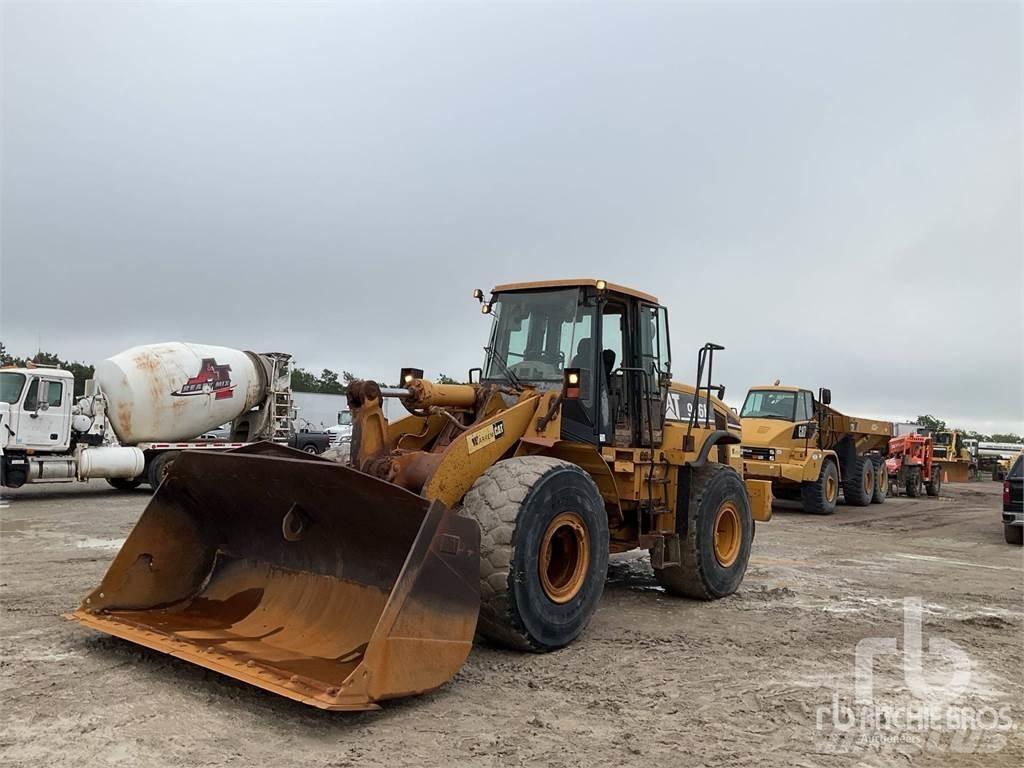 CAT 966H Gumikerekes homlokrakodók