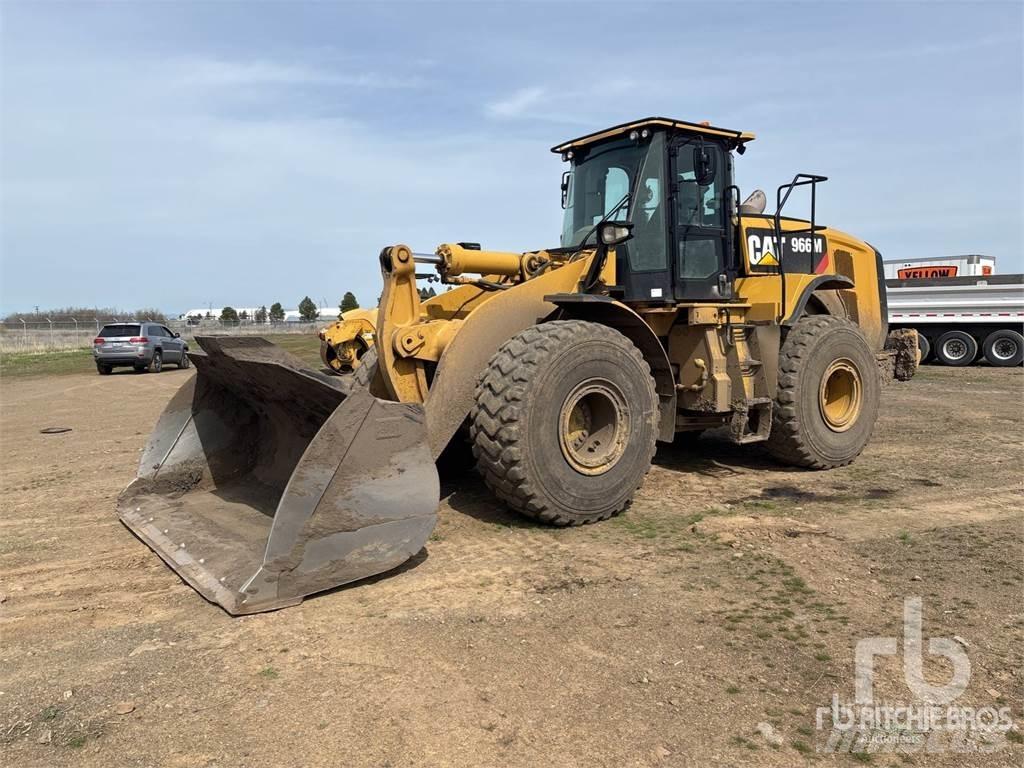 CAT 966M Gumikerekes homlokrakodók