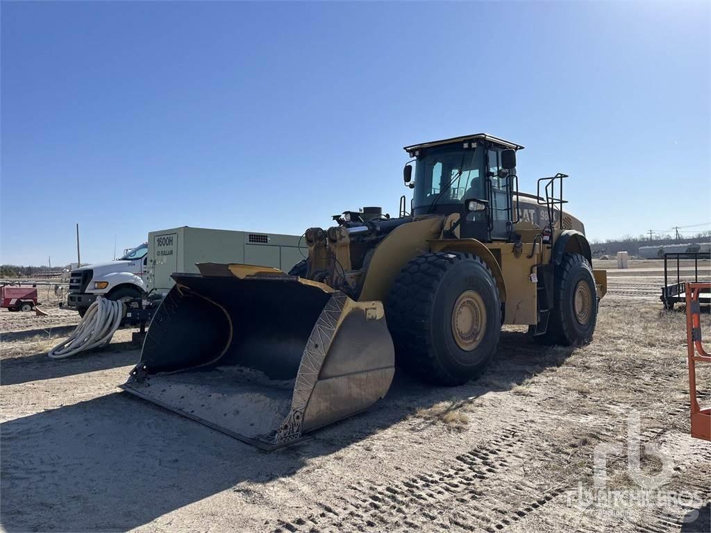 CAT 980K Gumikerekes homlokrakodók