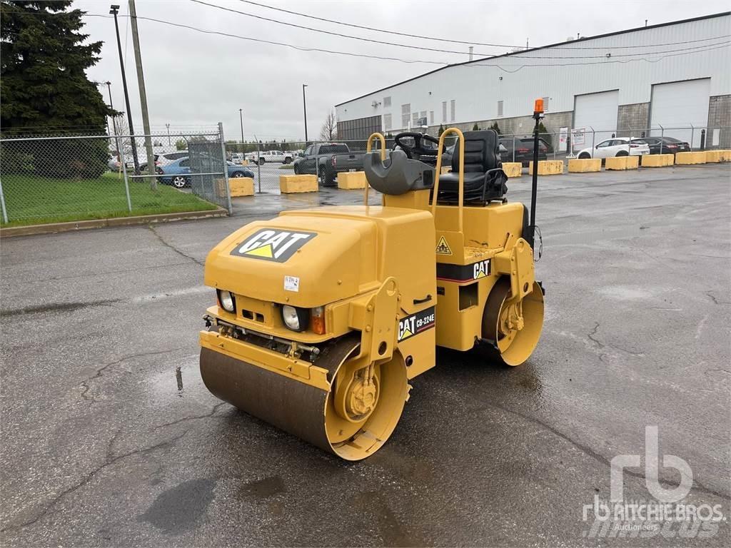 CAT CB224E Ikerdobos hengerek