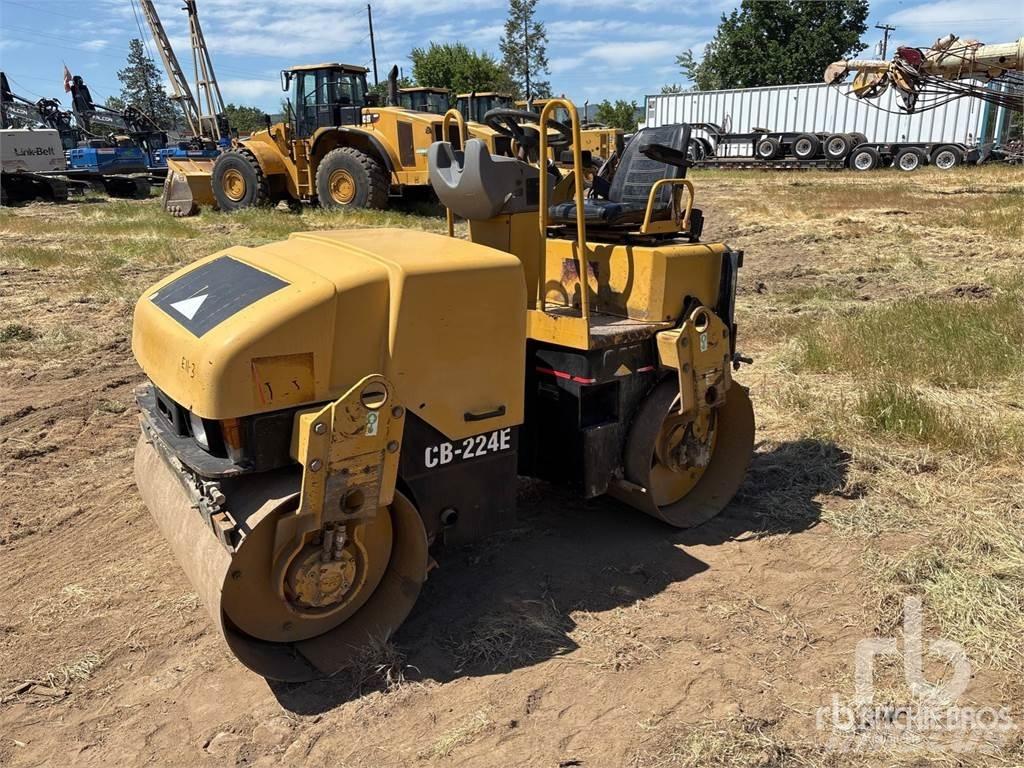 CAT CB224E Ikerdobos hengerek