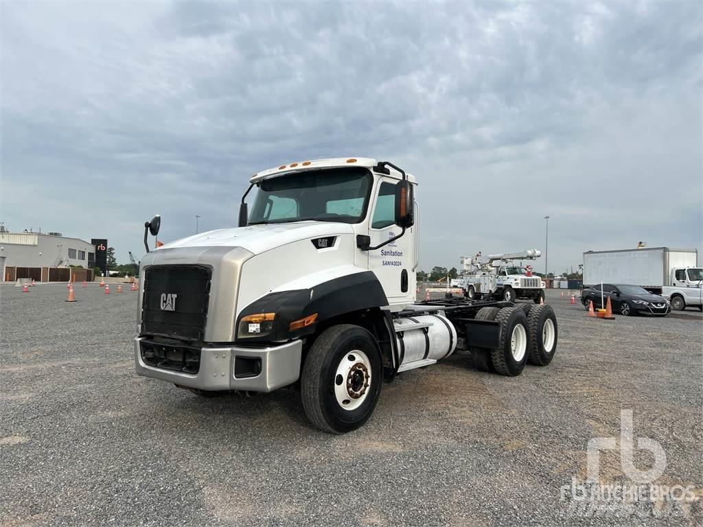CAT CT660S Fülkés alváz