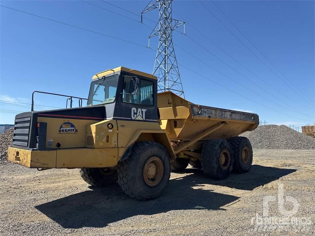 CAT D250E Csuklósdömperek
