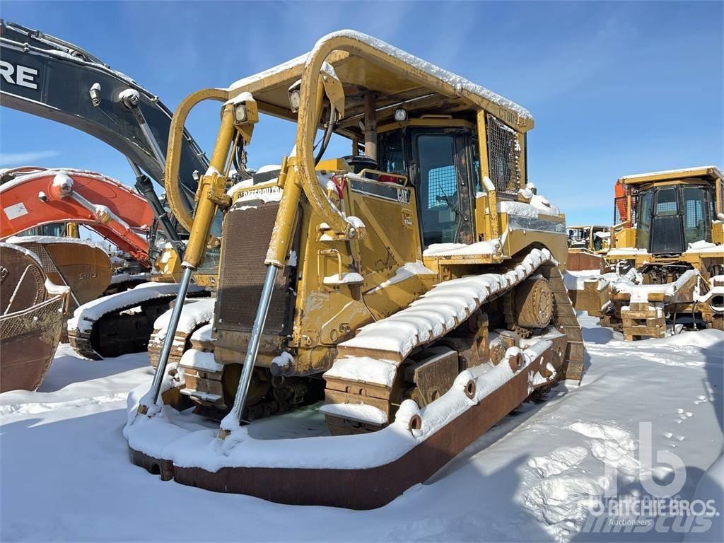 CAT D8T lánctalpas dózerek