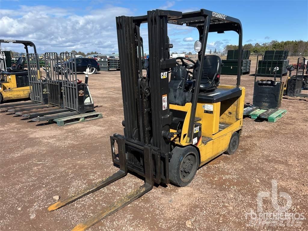 CAT EX4000CC Elektromos targoncák