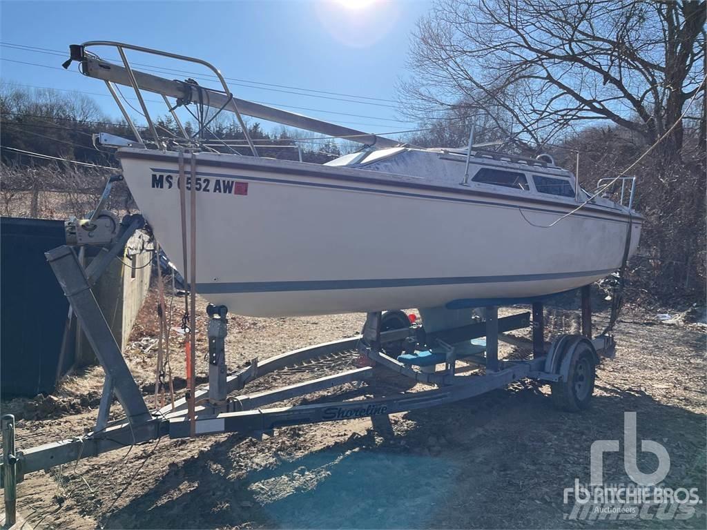  CATALINA C22 munkacsónakok/uszályok
