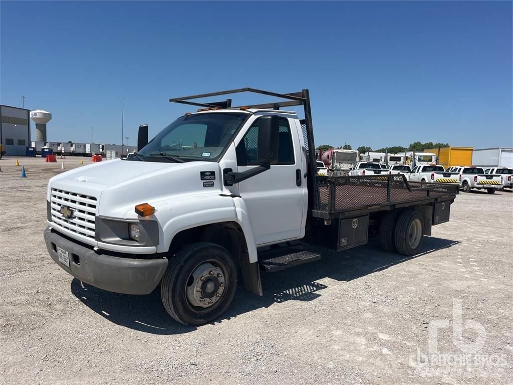 Chevrolet C4500 Platós / Ponyvás teherautók
