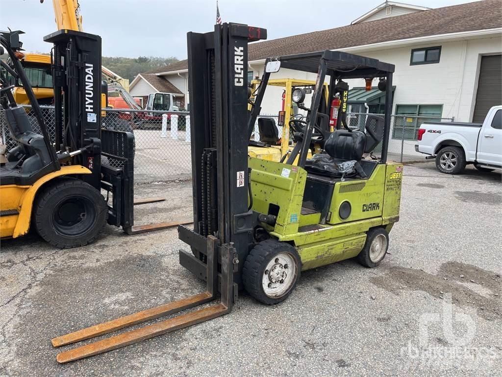 Clark GCX30E Dízel targoncák