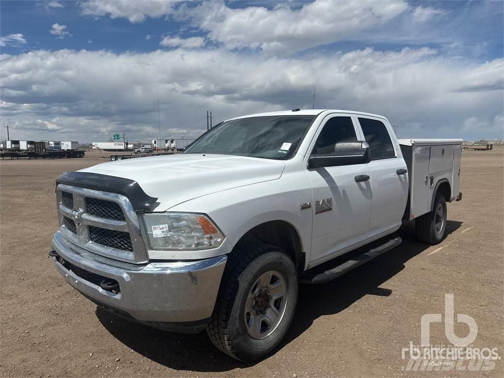 Dodge 3500 Kis teherszállító/Platós kocsi