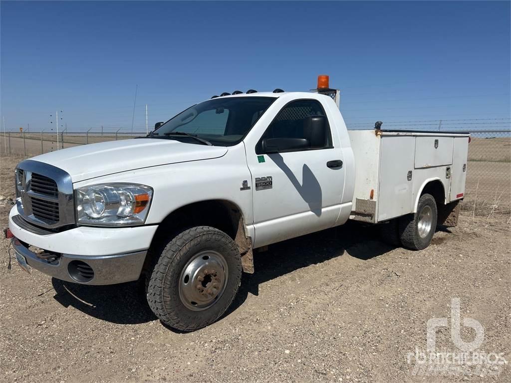 Dodge 3500 Közúti karbantartó haszongépek