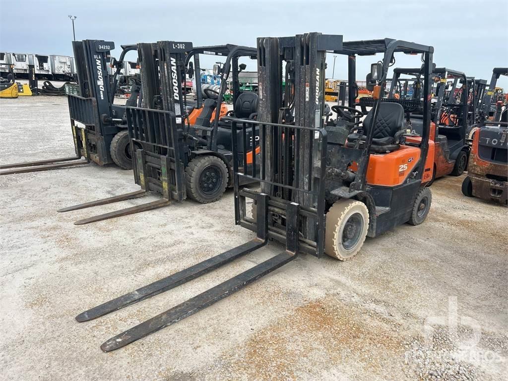 Doosan G25G Dízel targoncák